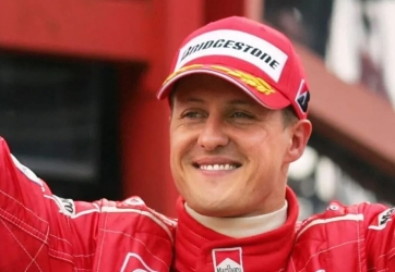 https://www.tp24.it/immagini_articoli/26-01-2026/micheal-schumacher-secondo-il-daily-mail-non-sarebbe-piu-a-letto-250.jpg