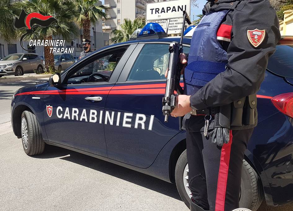 https://www.tp24.it/immagini_articoli/26-05-2025/1748245797-0-trapani-blitz-antidroga-nel-rione-palme-arrestato-un-minorenne-crack-e-cocaina-in-un-bunker.jpg