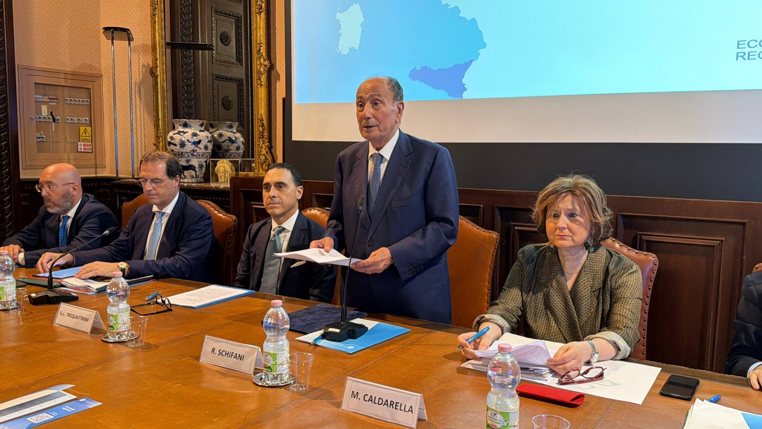 https://www.tp24.it/immagini_articoli/26-06-2026/1782489713-0-.jpg