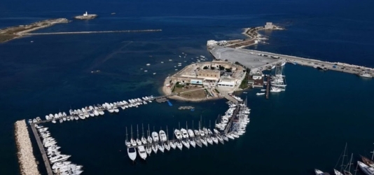 https://www.tp24.it/immagini_articoli/26-07-2026/dopo-linea-blu-panfalone-rilancia-un-evento-nazionale-per-il-porto-di-trapani-250.jpg