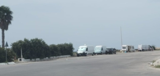 https://www.tp24.it/immagini_articoli/26-08-2026/marsala-rifiuti-e-bivacchi-al-porticciolo-penalizzano-la-mia-attivita-250.jpg
