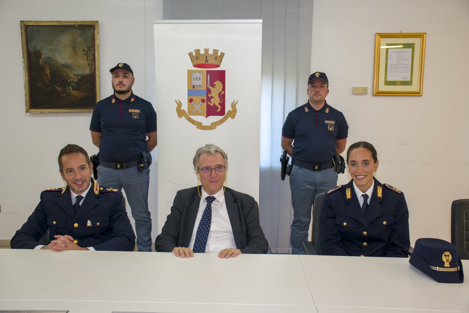 https://www.tp24.it/immagini_articoli/26-09-2026/1790384757-0-trapani-la-questura-potenzia-l-ufficio-comunicazione-con-il-vice-ispettore-vincenza-del-prete.jpg