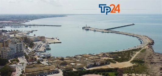https://www.tp24.it/immagini_articoli/26-09-2026/porto-di-marsala-per-l-ex-sindaco-grillo-l-iter-tecnico-per-il-progetto-e-quasi-completo-250.jpg