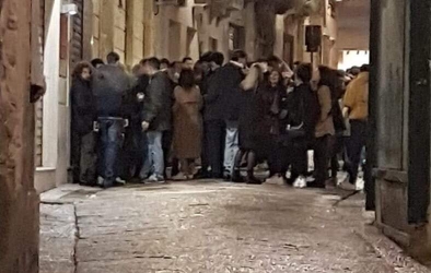 https://www.tp24.it/immagini_articoli/26-12-2025/movida-a-trapani-il-comune-corre-ai-ripari-dopo-la-sentenza-del-tar-250.jpg