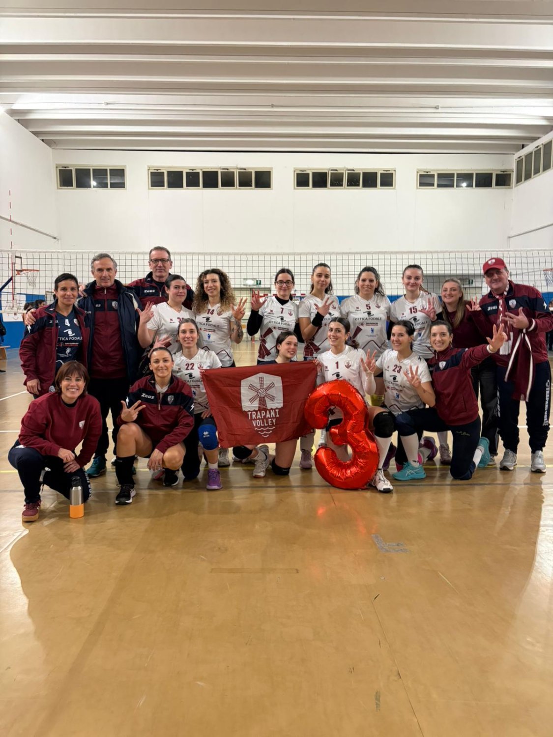 https://www.tp24.it/immagini_articoli/27-02-2026/1772190267-0-il-trapani-volley-in-testa-alla-classifica-del-campionato-di-prima-divisione-femminile.jpg
