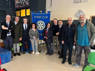 https://www.tp24.it/immagini_articoli/27-03-2026/marsala-torna-rotary-per-l-integrazione-digitale-al-via-la-seconda-edizione-a-sappusi-250.jpg