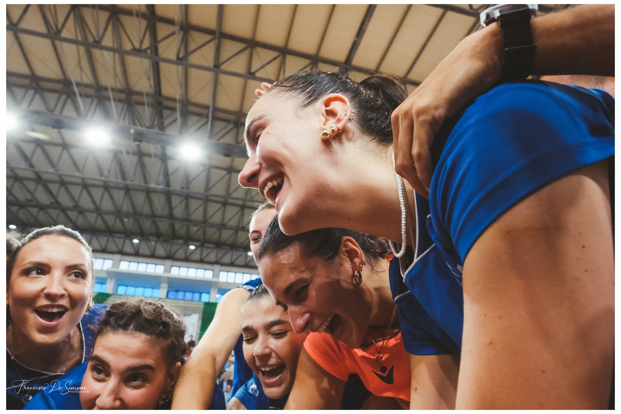 https://www.tp24.it/immagini_articoli/27-05-2025/1748381625-0-il-marsala-volley-in-trasferta-a-riccione-per-conquistare-la-finale-play-off.jpg