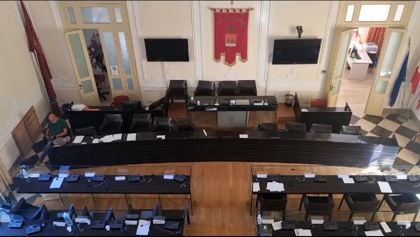 https://www.tp24.it/immagini_articoli/27-06-2025/1751043025-0-trapani-consiglieri-disertano-l-aula-su-gaza-la-protesta-indifferenza-inaccettabile.jpg