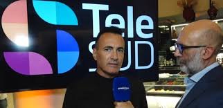 https://www.tp24.it/immagini_articoli/28-05-2026/1779965218-0-telesud-sfrattata-dalla-storica-sede-sigilli-dopo-30-anni.jpg
