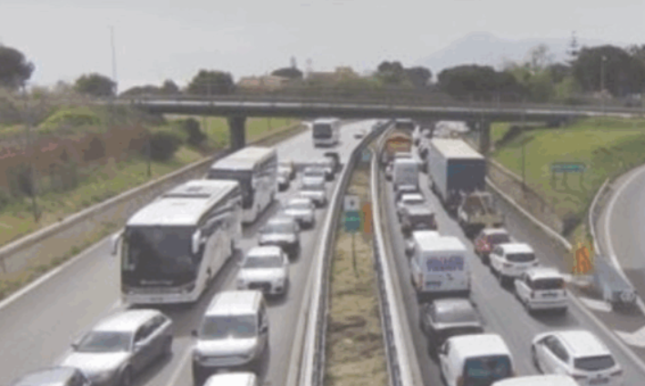 https://www.tp24.it/immagini_articoli/28-06-2025/1751114983-0-autostrada-a19-schifani-attacca-anas-ipotesi-bypass-ignorata-serve-cambio-di-passo.png