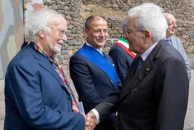 https://www.tp24.it/immagini_articoli/28-07-2026/1785250707-0-mattarella-a-pantelleria-un-patrimonio-per-il-futuro-e-non-esclude-una-vacanza-sull-isola.jpg