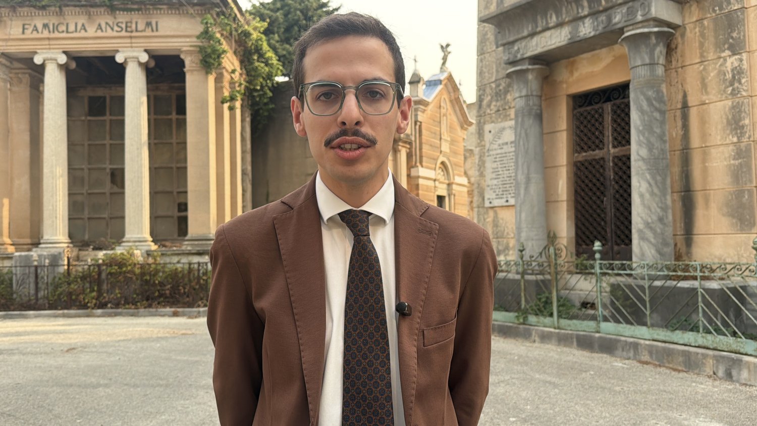 https://www.tp24.it/immagini_articoli/28-08-2026/1787918012-0-marsala-ossa-tra-i-rifiuti-al-cimitero-cosa-e-successo-e-chi-doveva-vigilare.jpg