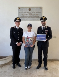 https://www.tp24.it/immagini_articoli/29-06-2026/due-studenti-di-marsala-e-mazara-dedicano-la-tesina-all-arma-dei-carabinieri-250.jpg
