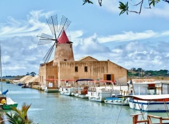 https://www.tp24.it/immagini_articoli/29-06-2026/marsala-ase-sicilia-al-comune-la-tari-per-gli-alberghi-non-si-applica-alle-locazioni-turistiche-250.jpg