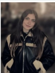 https://www.tp24.it/immagini_articoli/29-07-2026/alcamo-saluta-aurora-valenti-dolore-e-domande-sulla-morte-della-giovane-finanziera-250.jpg