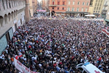 https://www.tp24.it/immagini_articoli/29-07-2026/fakir-la-piazza-e-il-rischio-di-perdere-il-senso-della-protesta-250.jpg