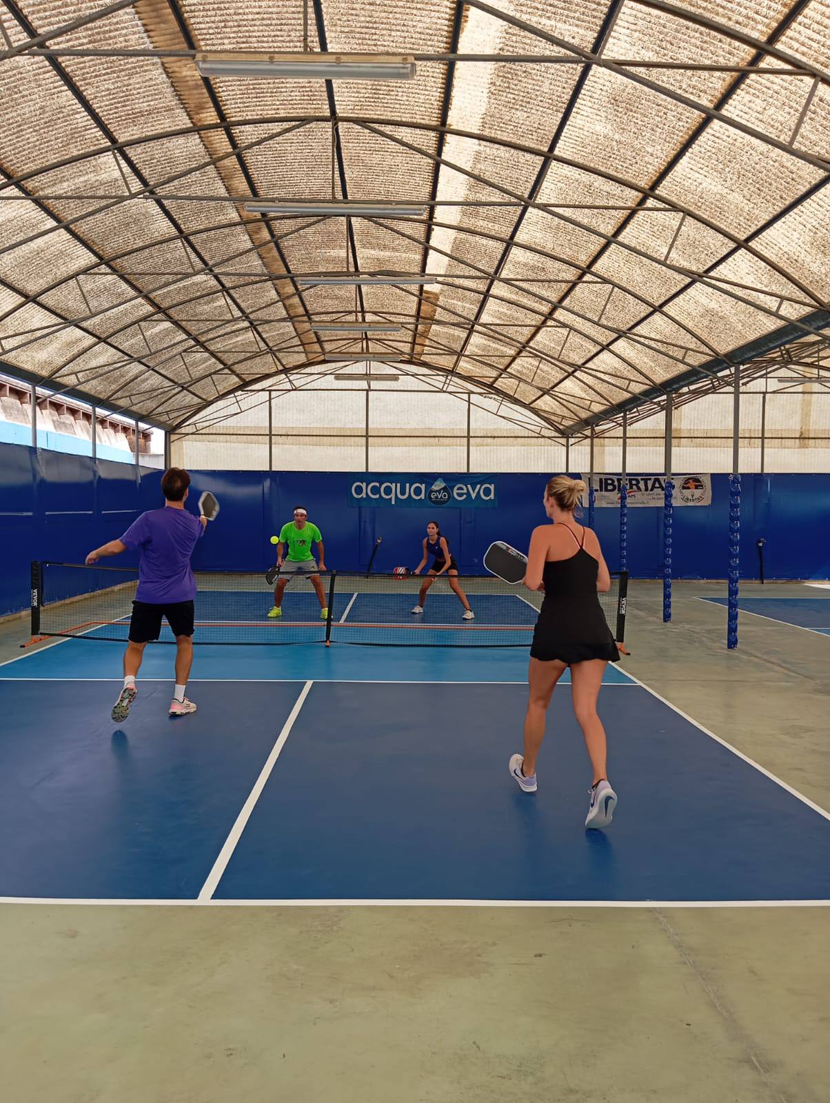 https://www.tp24.it/immagini_articoli/29-10-2025/1761723371-0-marsala-pace-e-rallo-tra-i-primi-istruttori-federali-di-pickleball-in-sicilia.jpg
