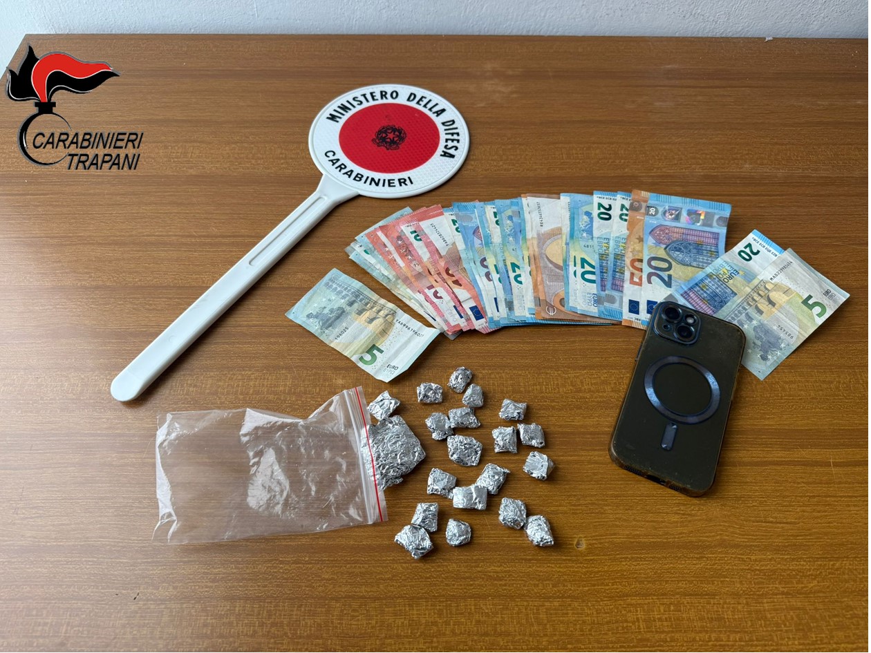 https://www.tp24.it/immagini_articoli/29-11-2025/1764414624-0-trapani-nuovo-arresto-per-droga-a-sant-alberto.jpg
