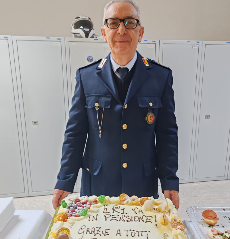 https://www.tp24.it/immagini_articoli/29-12-2025/1767027787-0-marsala-l-ispettore-tommaso-trapani-dopo-35-anni-di-servizio-lascia-la-polizia-municipale.png