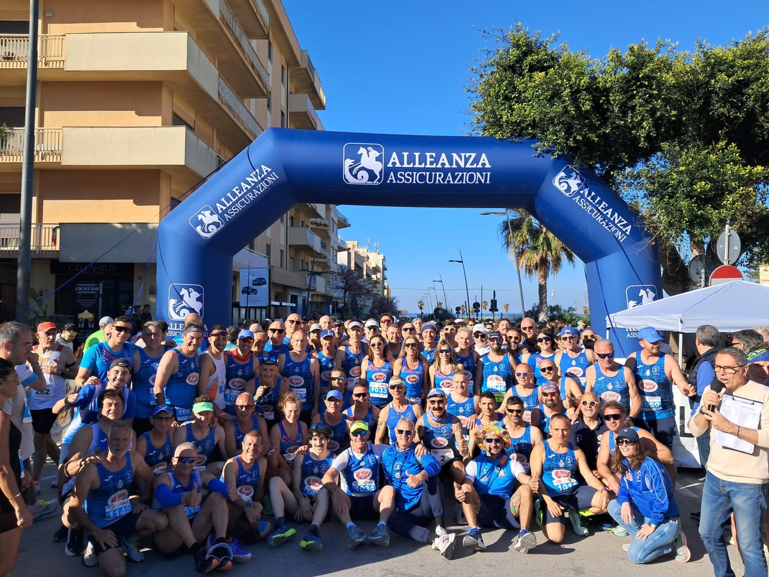 https://www.tp24.it/immagini_articoli/30-04-2026/1777538562-0-la-pol-marsala-doc-e-un-fiume-in-piena-alla-2-sigel-marsala-marathon.jpg