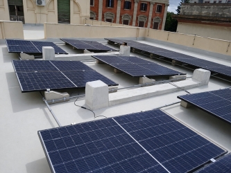 https://www.tp24.it/immagini_articoli/30-04-2026/sul-palazzo-storico-delle-poste-a-trapani-il-piu-grande-fotovoltaico-aziendale-della-provincia-250.jpg