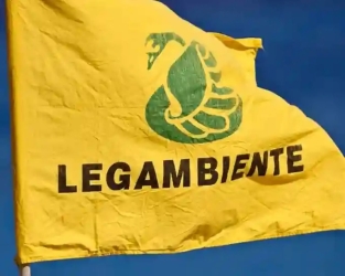 https://www.tp24.it/immagini_articoli/30-07-2026/piani-urbanistici-generali-legambiente-basta-proroghe-la-riforma-siciliana-va-applicata-250.jpg