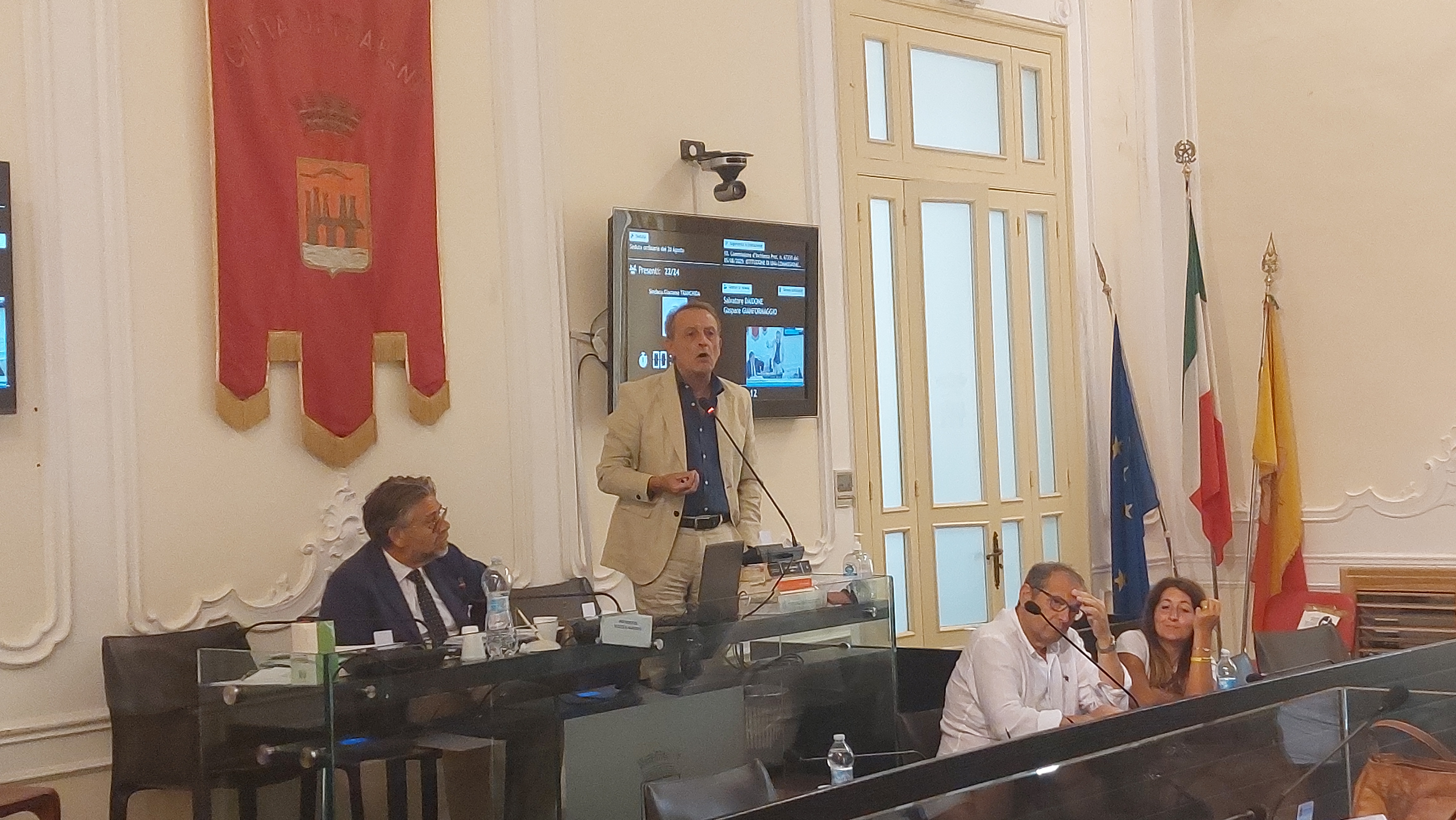 https://www.tp24.it/immagini_articoli/30-08-2025/1756584833-0-trapani-revisori-bocciano-il-dup-la-giunta-ignora-i-tagli-e-partecipate-a-rischio.jpg