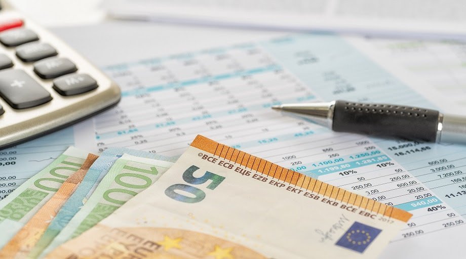 https://www.tp24.it/immagini_articoli/30-09-2026/1790766663-0-prestiti-nel-trapanese-si-chiedono-quasi-13mila-euro-31-mila-con-la-cessione-del-quinto.jpg
