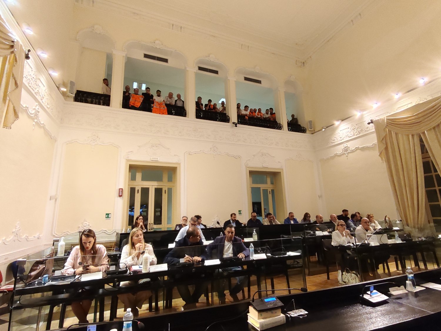 https://www.tp24.it/immagini_articoli/30-09-2026/1790767811-0-consiglio-comunale-trapani-pef-fermo-e-lo-spettro-delle-decadenze.jpg