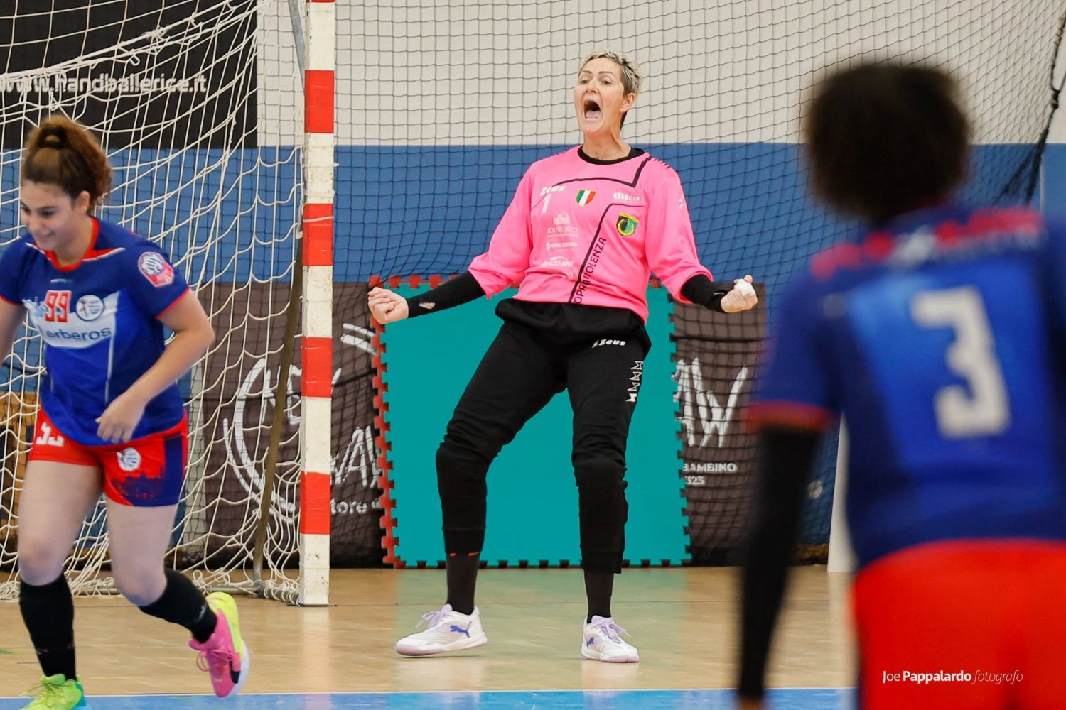 https://www.tp24.it/immagini_articoli/30-09-2026/1790772201-0-handball-sabato-torna-la-a1-erice-attesa-a-conversano.jpg