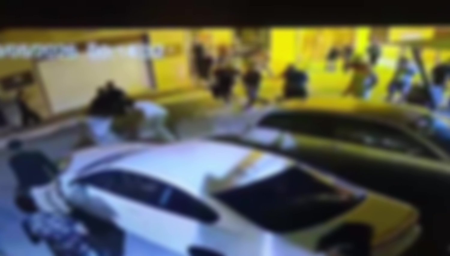 https://www.tp24.it/immagini_articoli/31-05-2026/1780229537-0-notte-di-violenza-a-mazara-rissa-con-coltelli-nel-centro-storico-il-video.jpg
