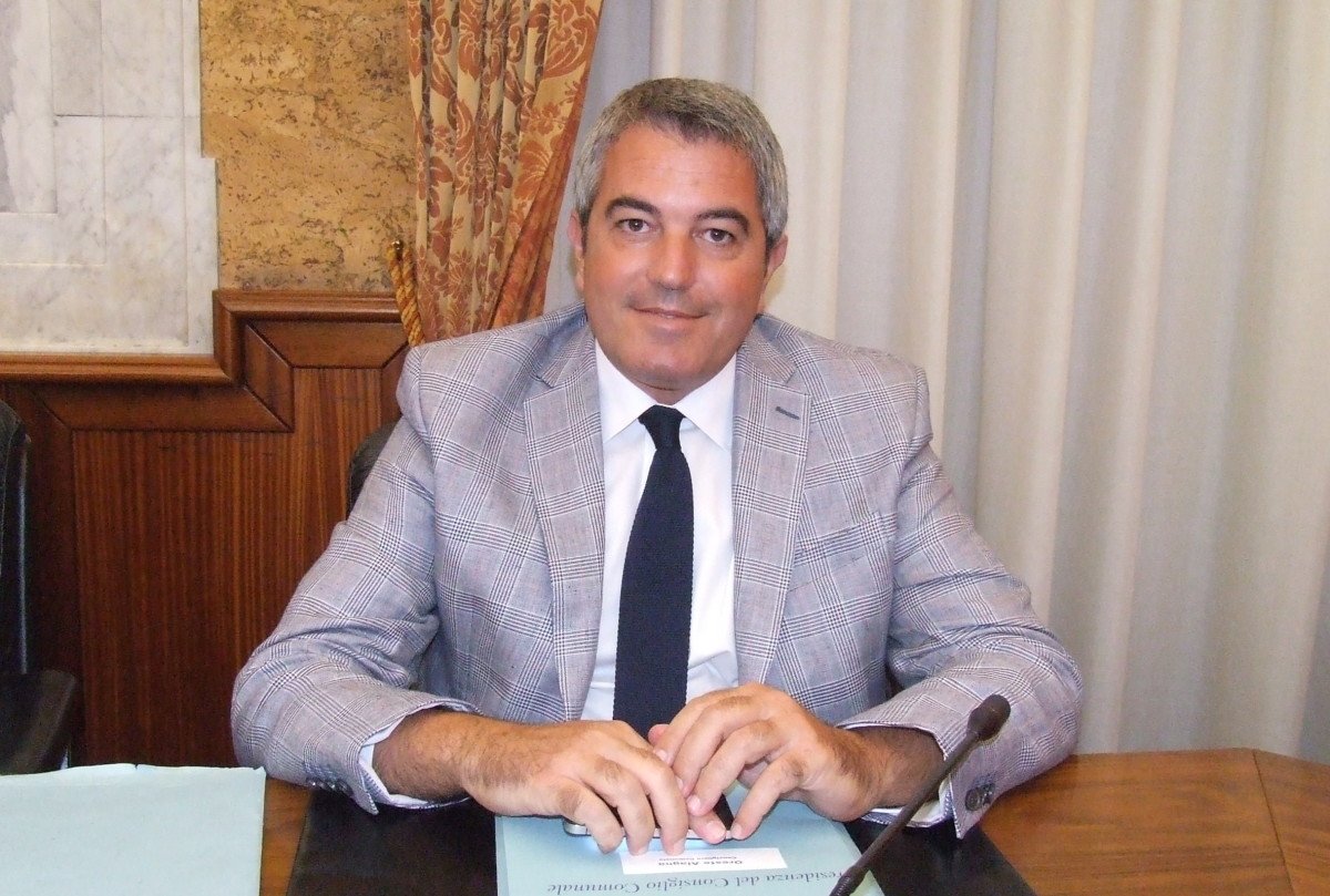https://www.tp24.it/immagini_articoli/31-08-2026/1788173058-0-marsala-oreste-alagna-torna-in-consiglio-comunale.jpg