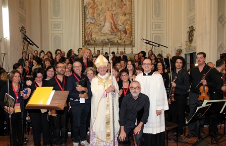 https://www.tp24.it/immagini_eventi/1493995947-calatafimi-concerto-del-coro-diocesano-virgo-drepanensis.jpg