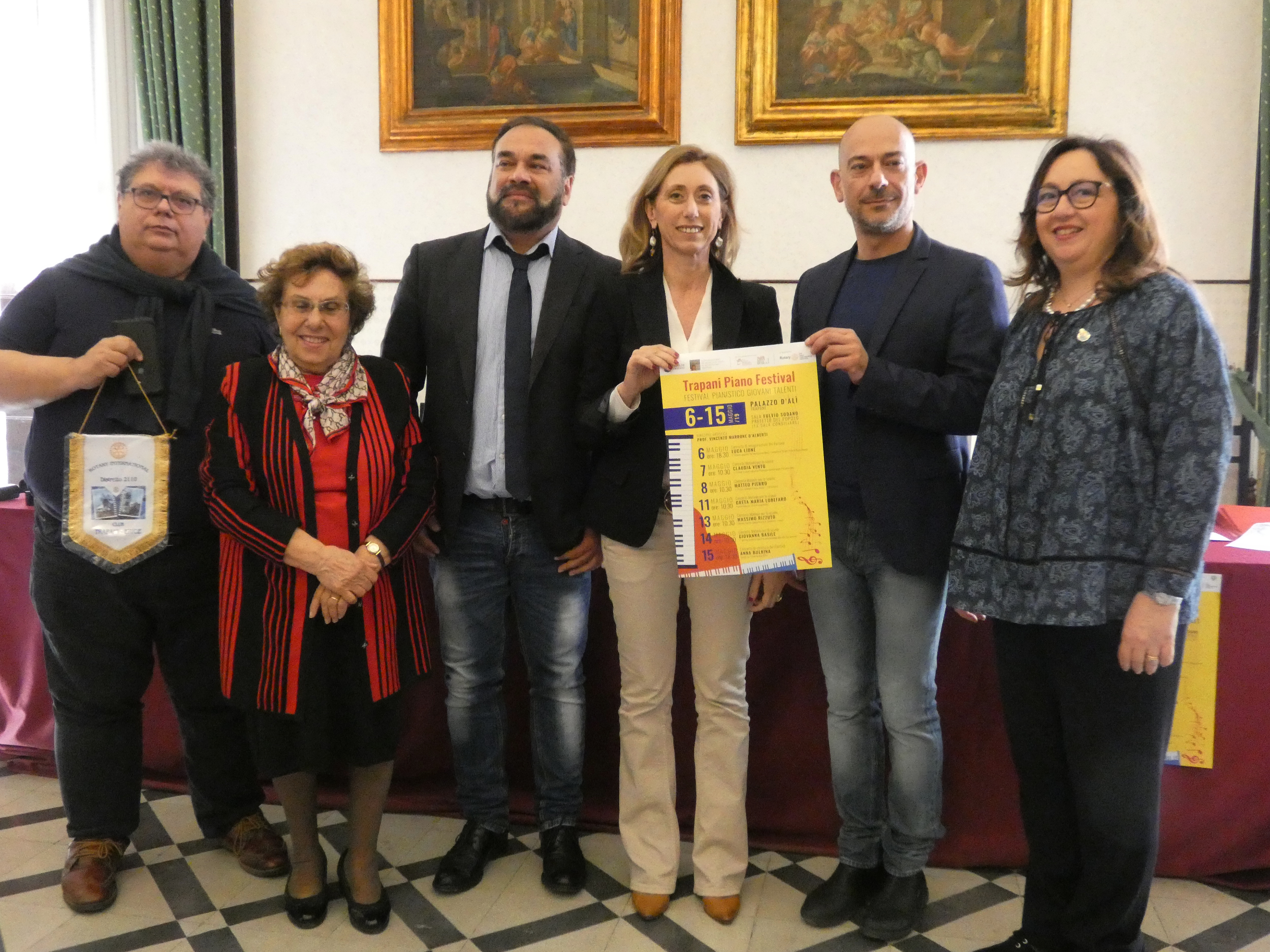 https://www.tp24.it/immagini_eventi/1556813757-trapani-piano-festival.jpg