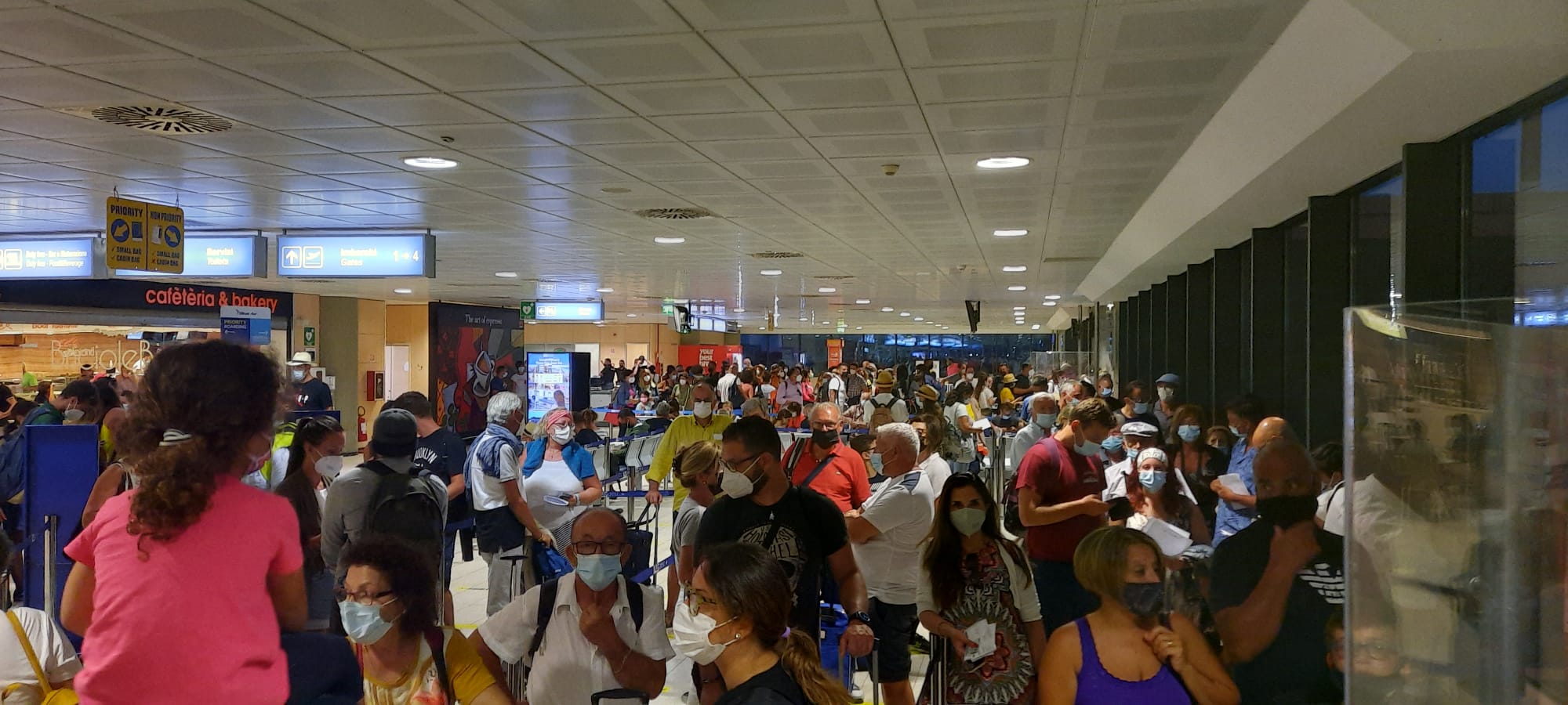 https://www.tp24.it/immagini_eventi/1750327141-concerto-in-aeroporto-per-la-festa-della-musica.jpg
