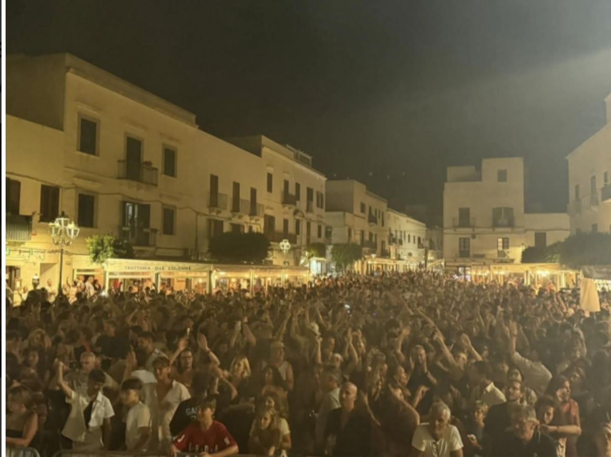 https://www.tp24.it/immagini_eventi/1786637234-ferragosto-alle-egadi-con-rmc101.png