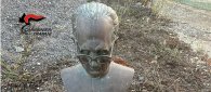 https://www.tp24.it/immagini_articoli/01-06-2023/1685613923-0-mazara-e-stato-ritrovato-il-busto-di-don-stefano-d-oca.jpg