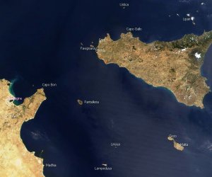https://www.tp24.it/immagini_articoli/01-10-2020/1601570197-0-elettrodotto-sicilia-tunisia-al-via-il-confronto-nbsp-con-i-cittadini-di-campobello-partanna-e-castelvetrano.jpg