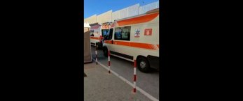 https://www.tp24.it/immagini_articoli/02-01-2022/1641147741-0-covid-a-marsala-situazione-critica-al-pronto-soccorso-sette-ambulanze-in-attesa.jpg
