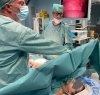 https://www.tp24.it/immagini_articoli/02-01-2024/1704206902-0-a-pantelleria-un-intervento-di-laparoscopia-su-paziente-sveglio.jpg