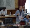 https://www.tp24.it/immagini_articoli/02-08-2023/1690954366-0-in-consiglio-comunale-la-favola-del-sindaco-grillo.png