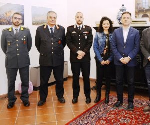 https://www.tp24.it/immagini_articoli/02-09-2019/1567444439-0-persone-salvate-carabinieri-polizia-mazara-complimenti-sindaco.jpg