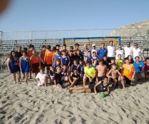 https://www.tp24.it/immagini_articoli/03-06-2022/1654247543-0-sport-alla-pallamano-marsala-il-trofeo-coni-di-beach-handball-giovanile.jpg