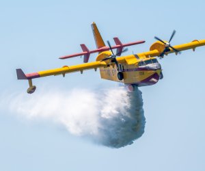 https://www.tp24.it/immagini_articoli/05-05-2022/1651766873-0-l-incendio-ad-erice-canadair-e-elicottero-in-azione.jpg