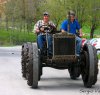 https://www.tp24.it/immagini_articoli/06-04-2014/1396801555-0-lente-per-lagricoltura-siciliana-con-25-trattori-e-558-trattoristi.jpg