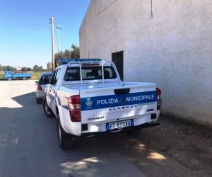 https://www.tp24.it/immagini_articoli/07-03-2019/1551950801-0-mazara-polizia-municipale-pickup.jpg