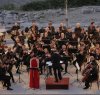 https://www.tp24.it/immagini_articoli/08-07-2016/1467990801-0-spettacoli-lorchestra-sinfonica-siciliana-incanta-il-calatafimi-segesta-festival.jpg