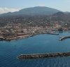 https://www.tp24.it/immagini_articoli/10-06-2018/1528651009-0-palombari-marina-militare-liberano-molo-porto-pantelleria.jpg