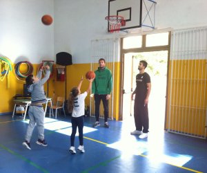 https://www.tp24.it/immagini_articoli/10-11-2016/1478767988-0-la-pallacanestro-trapani-porta-avanti-due-progetti-con-le-scuole-del-territorio.jpg