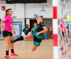 https://www.tp24.it/immagini_articoli/12-09-2020/1599941048-0-la-prima-in-serie-a-beretta-della-ac-life-style-handball-erice-e-un-pari.jpg